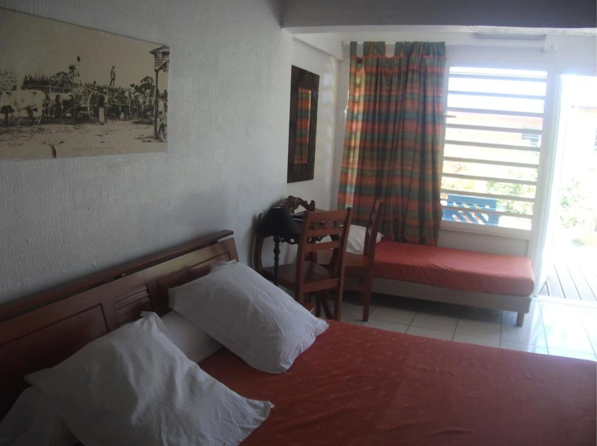 Hotel Le Rotabas Sainte-Anne  Exteriör bild